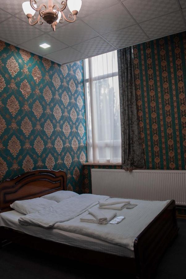 Hotel Sv Ninotsminda Экстерьер фото