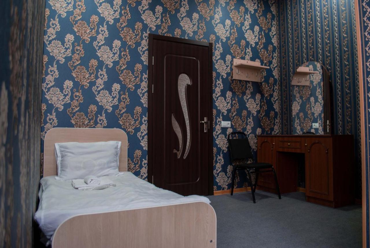 Hotel Sv Ninotsminda Экстерьер фото